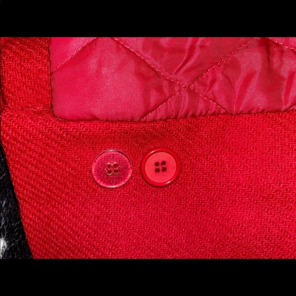 1970s PENDLETON Red Wool Coat with Toggle Buttons - Picture 5 of 9